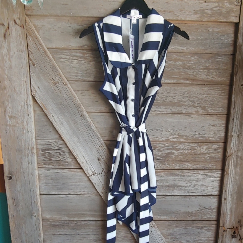 NAVY/WHITE TANK WITH TIE